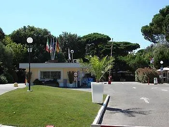 Adriano Family Village 4* プンタ・マリーナ